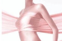 女性的乳房肿块是怎么回事呢